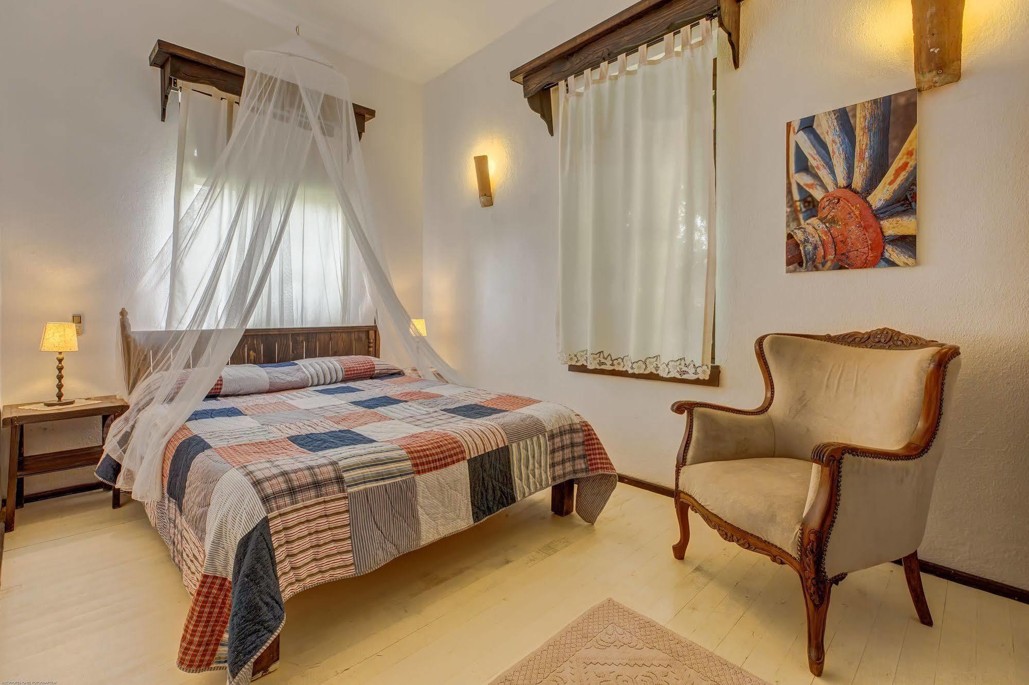 Retro Butik Otel (Adults Only) Çeşme Buitenkant foto